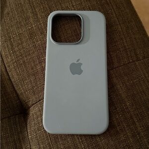COPY - Apple iPhone 15 pro case. Silicone. Blue